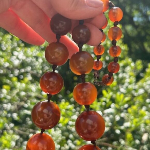 20” BAKELITE Marbled Brown Graduated Round Bead NECKLACE - Picture 5 of 9